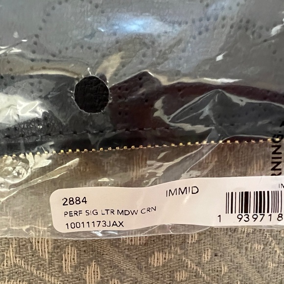 NWT COACH Corner Zip Wristlet In Signature Leather/Midnight Blue - Picture 5 of 6